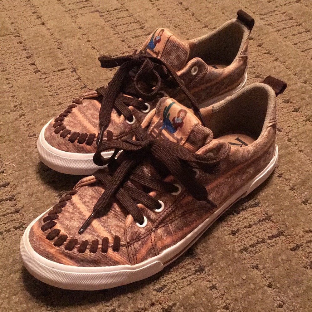 Reba by Justin shoes!